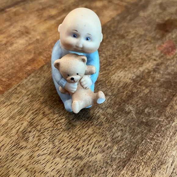 Cute Cabbage Patch Baby Figurine with Teddy Bear - Picture 1 of 4